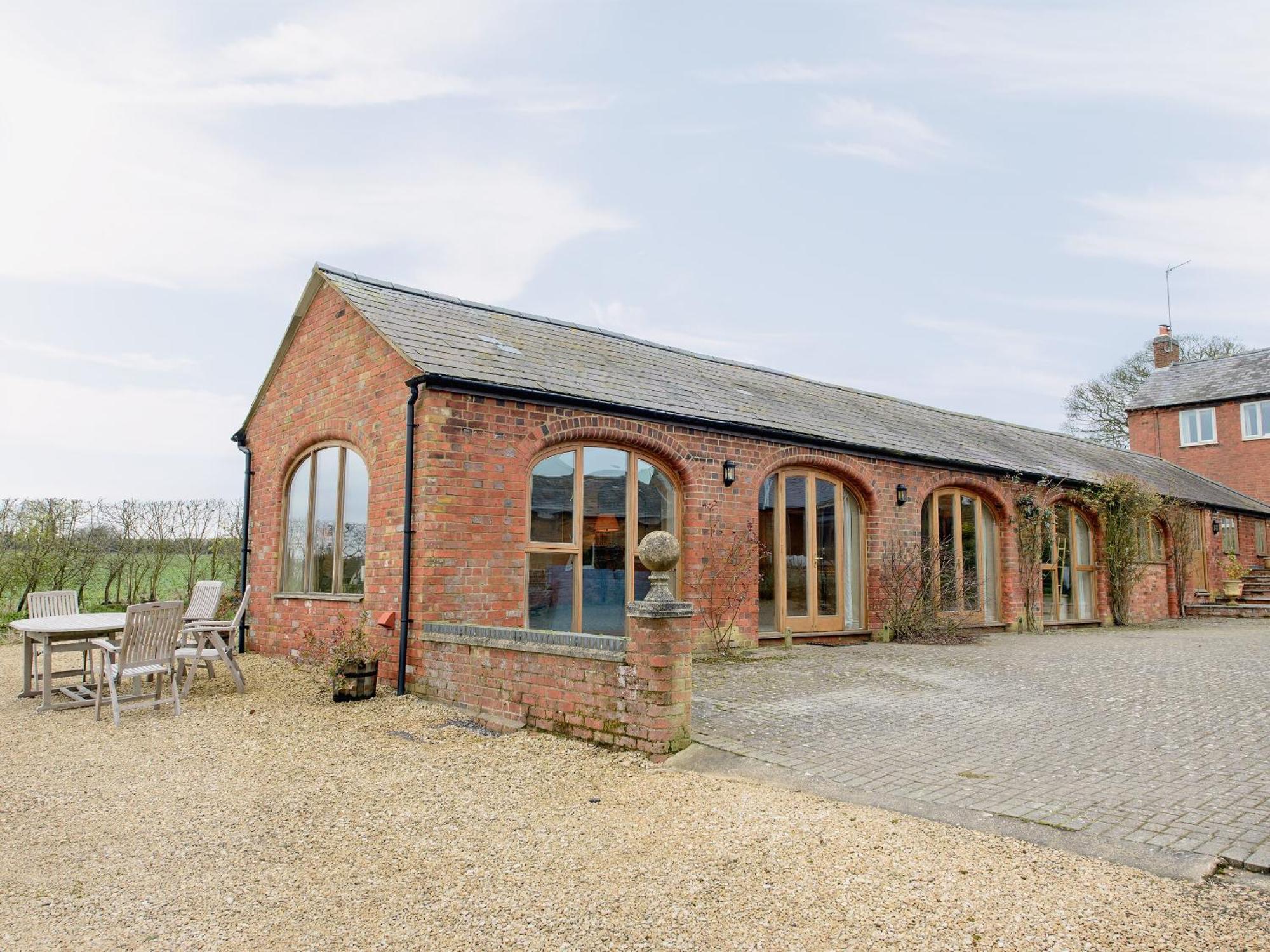 Vila The Stables At Weedon Hill Farm Church Stowe Exteriér fotografie